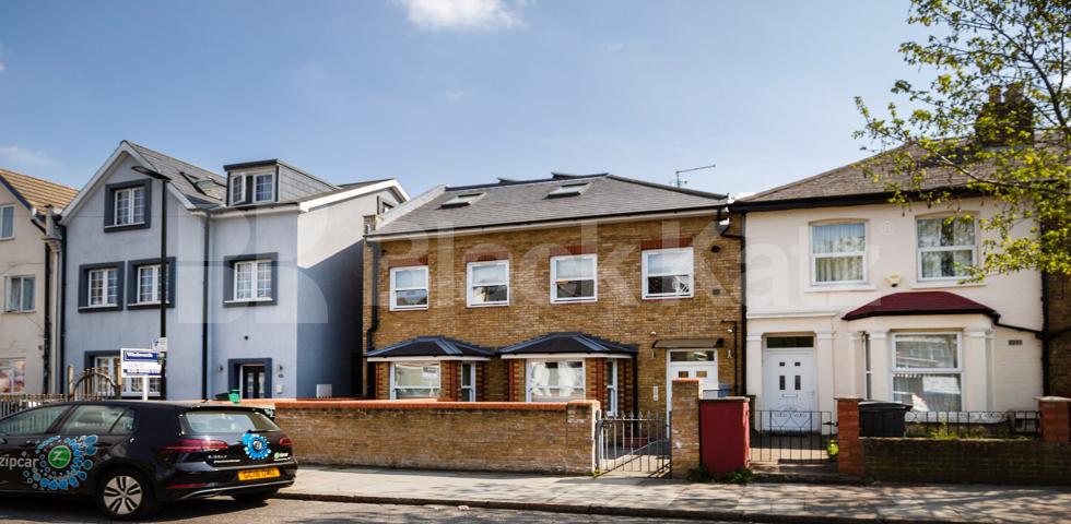 			STUNNING 1 BEDROOM APARTMENT, 1 Bedroom, 1 bath, 1 reception Flat			 Avenue Road, Seven Sisters-Harringay